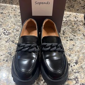 Women's Loafer Size 8